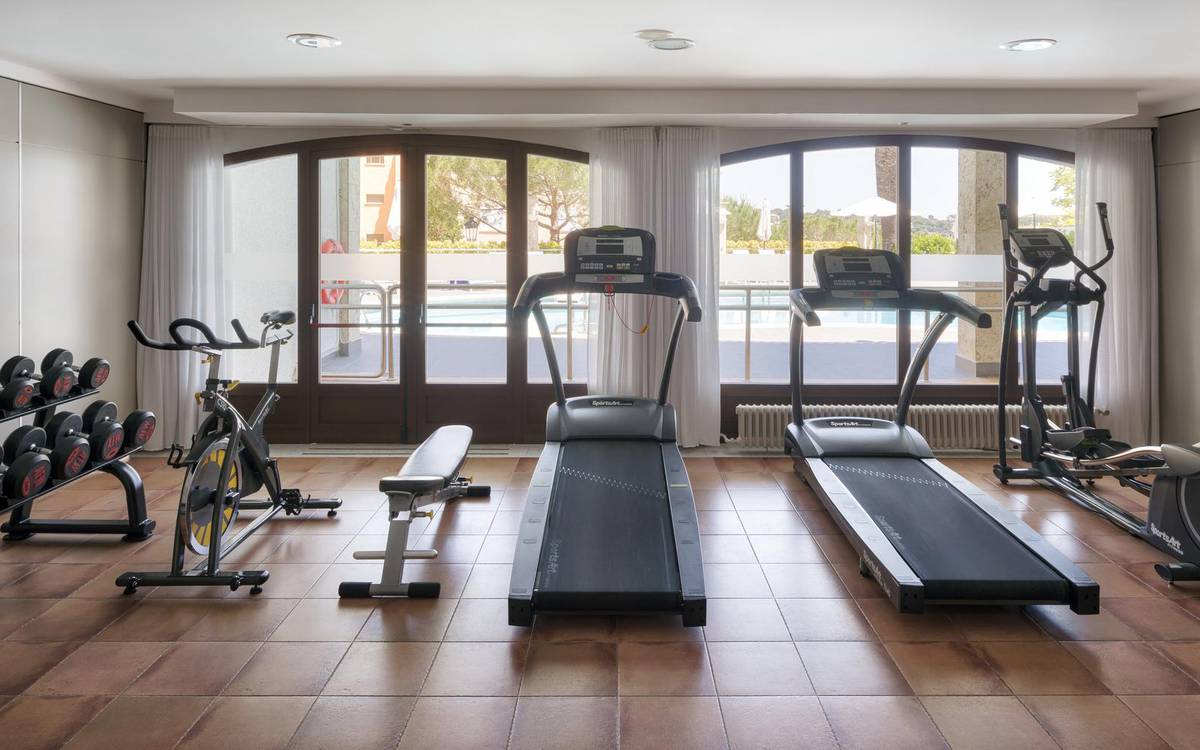 Zona fitness hotel ilunion caleta park s'agaró Zona fitness hotel ilunion caleta park s'agaró